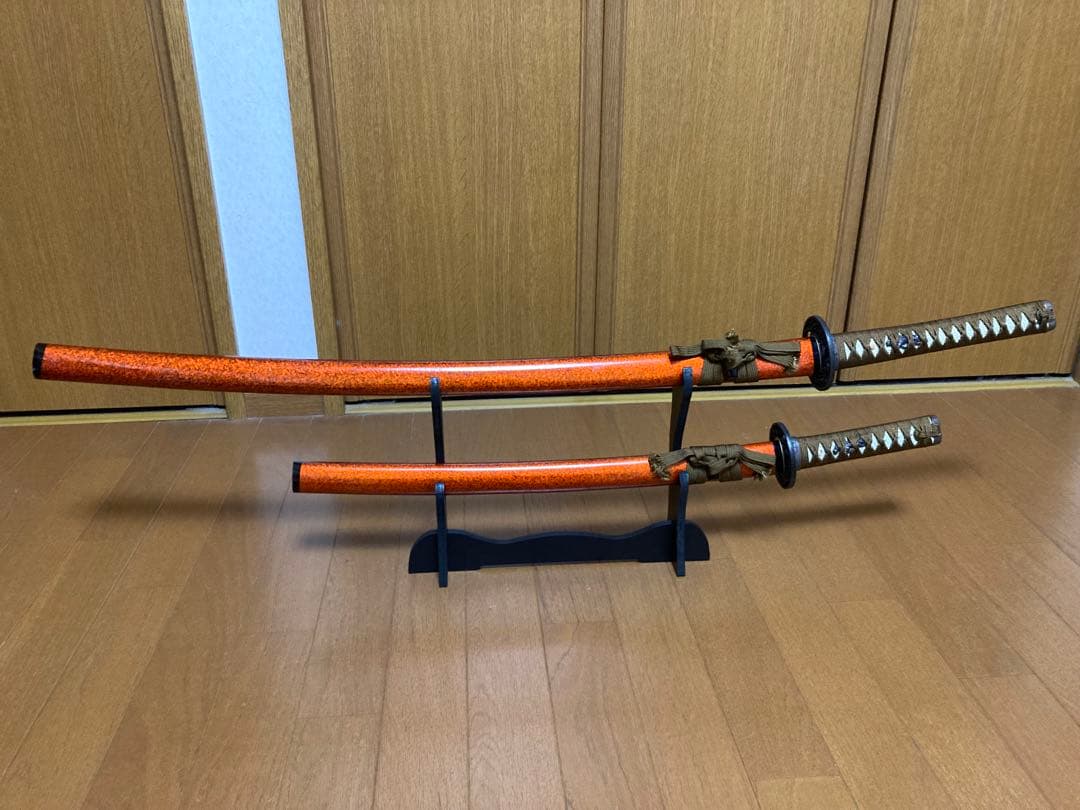 虎党商品!模擬刀鋼製刀2本セット＆刀掛けセット、居合刀、武具、コスプレ