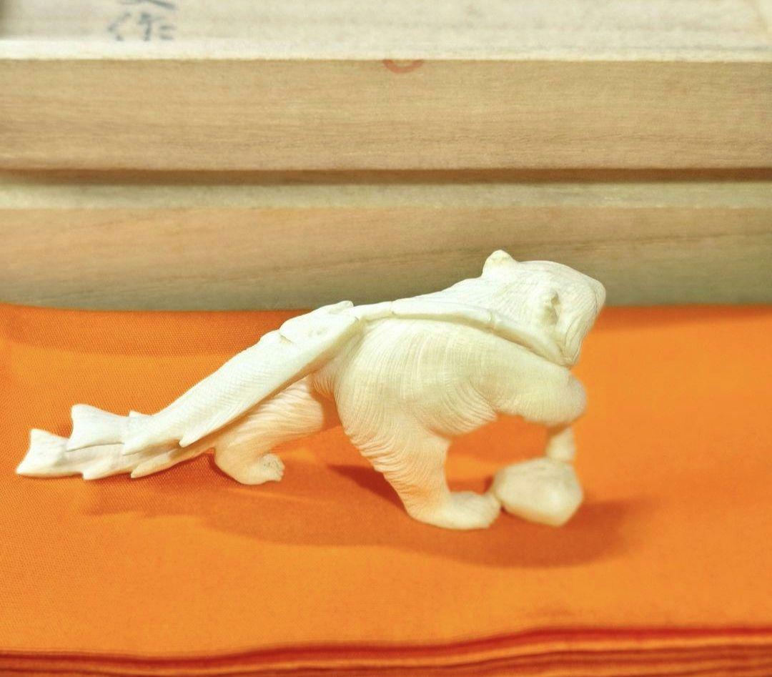 置物 熊 寛支作 共箱 天然素材彫刻 手彫り細工 未使用美品 時代物 蒐集家放出