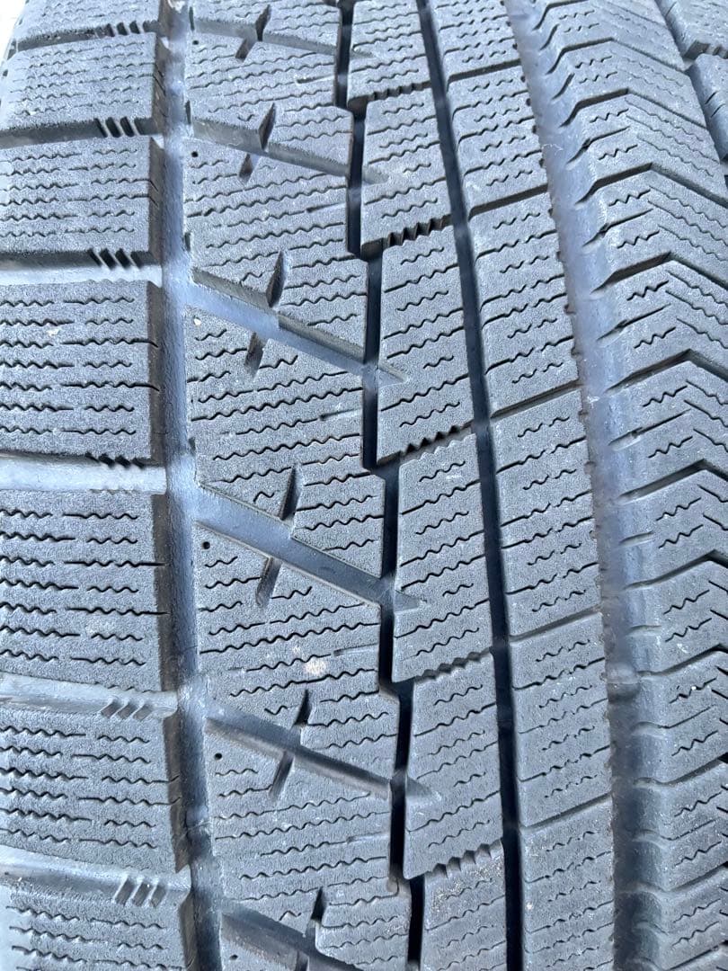 ブリヂストン BLIZZAK VRX スタッドレスタイヤ 245/40R18