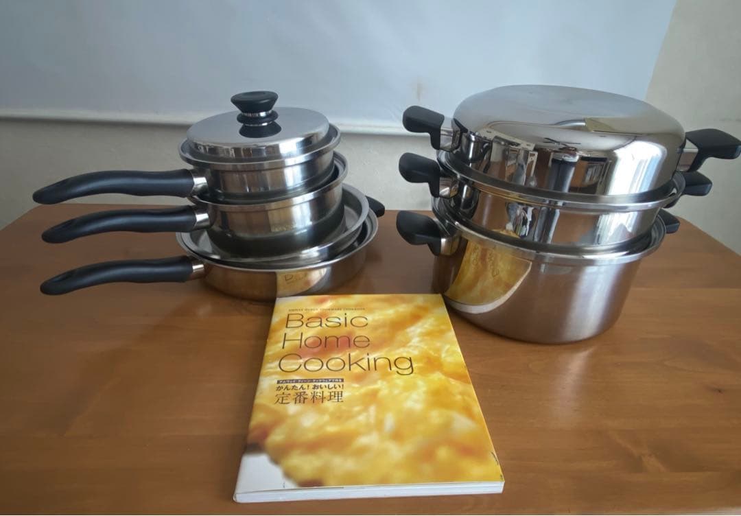 アムウェイ鍋　無水調理器　レシピ本付き‼︎