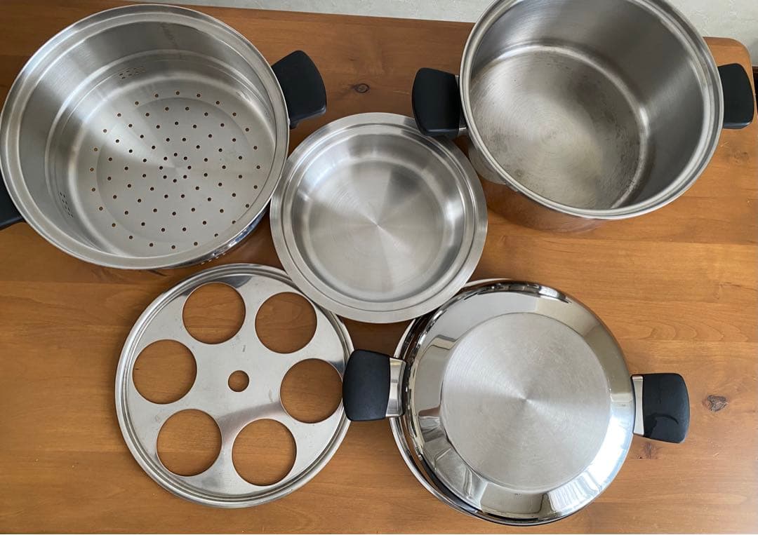 アムウェイ鍋　無水調理器　レシピ本付き‼︎
