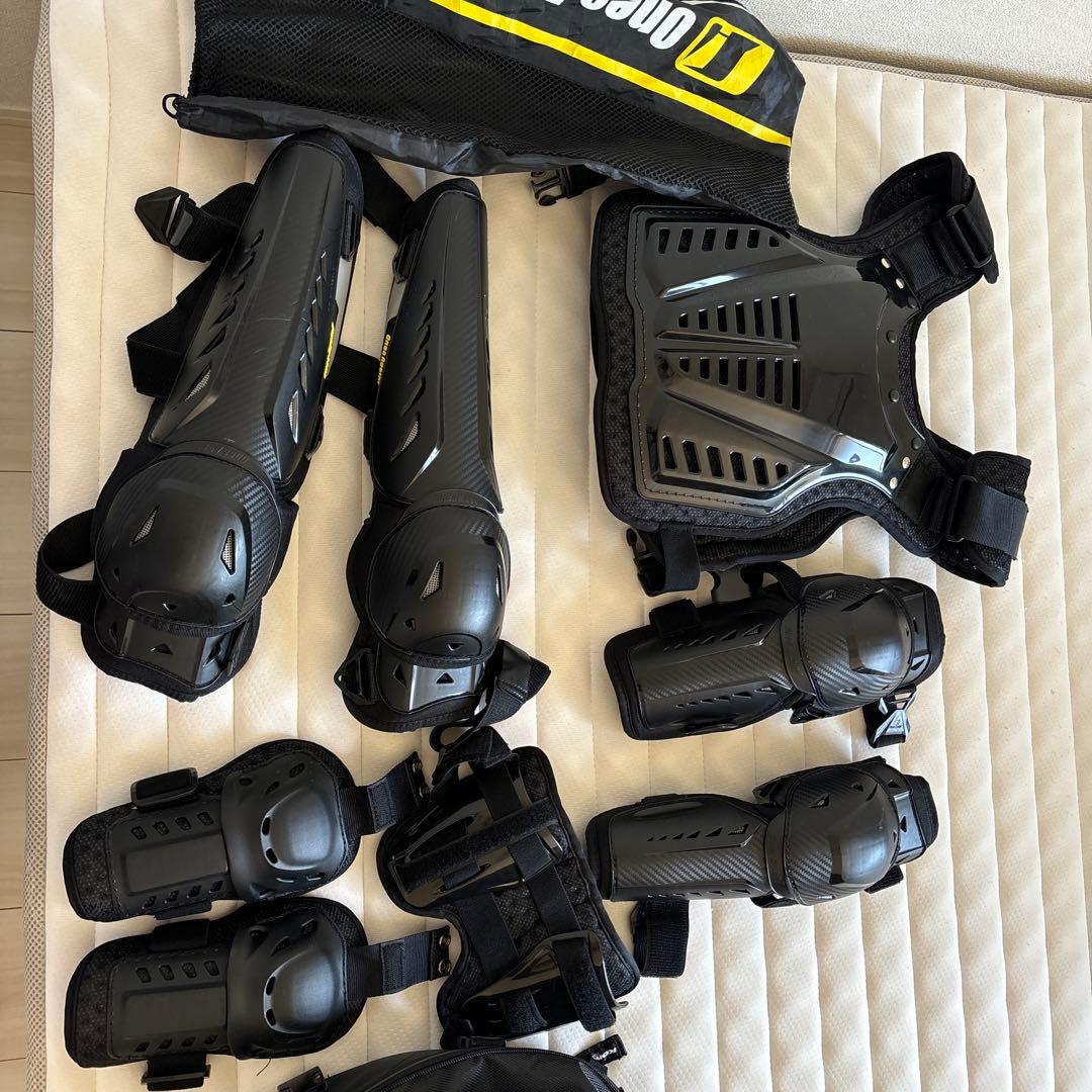 プロテクター類