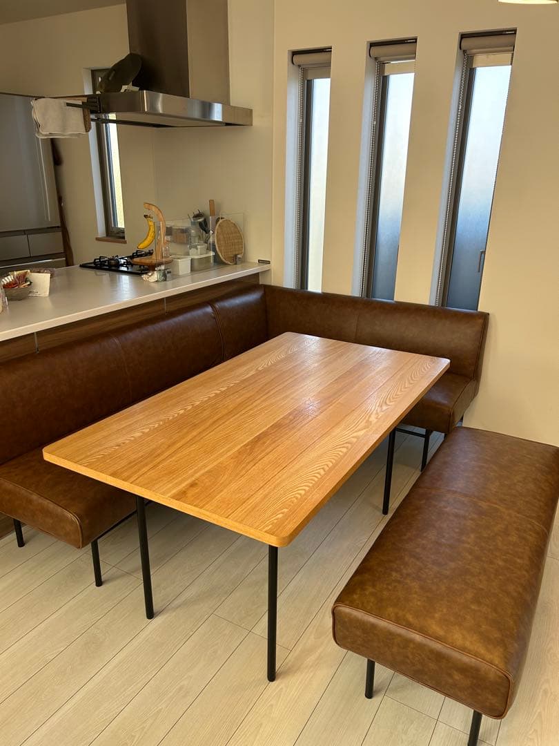 unico 木製ダイニングテーブルとベンチセット