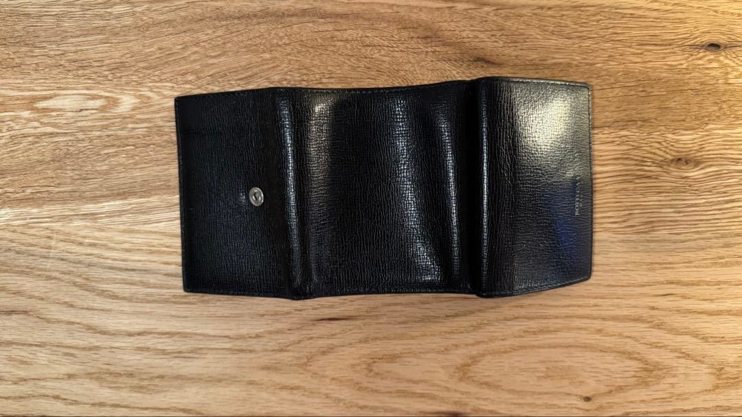 【希少ライン】ボッテガヴェネタ 三つ折り財布 ロゴプリント イントレなし 黒