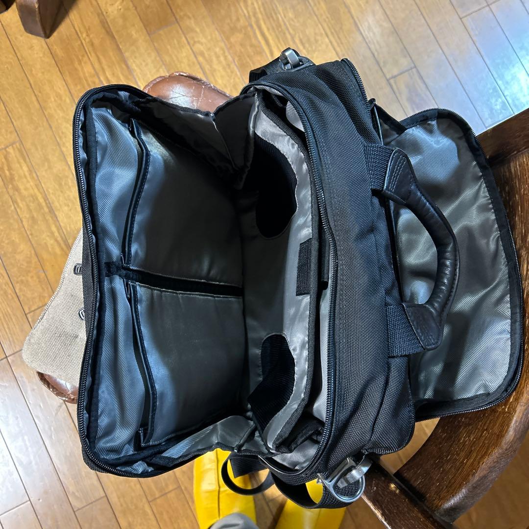 VICTORINOX 3wayバッグ スイスの名品　整理収納抜群‼️