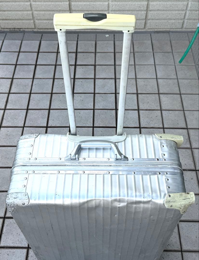 リモワ トパーズ 4輪キャリーバッグ 86L