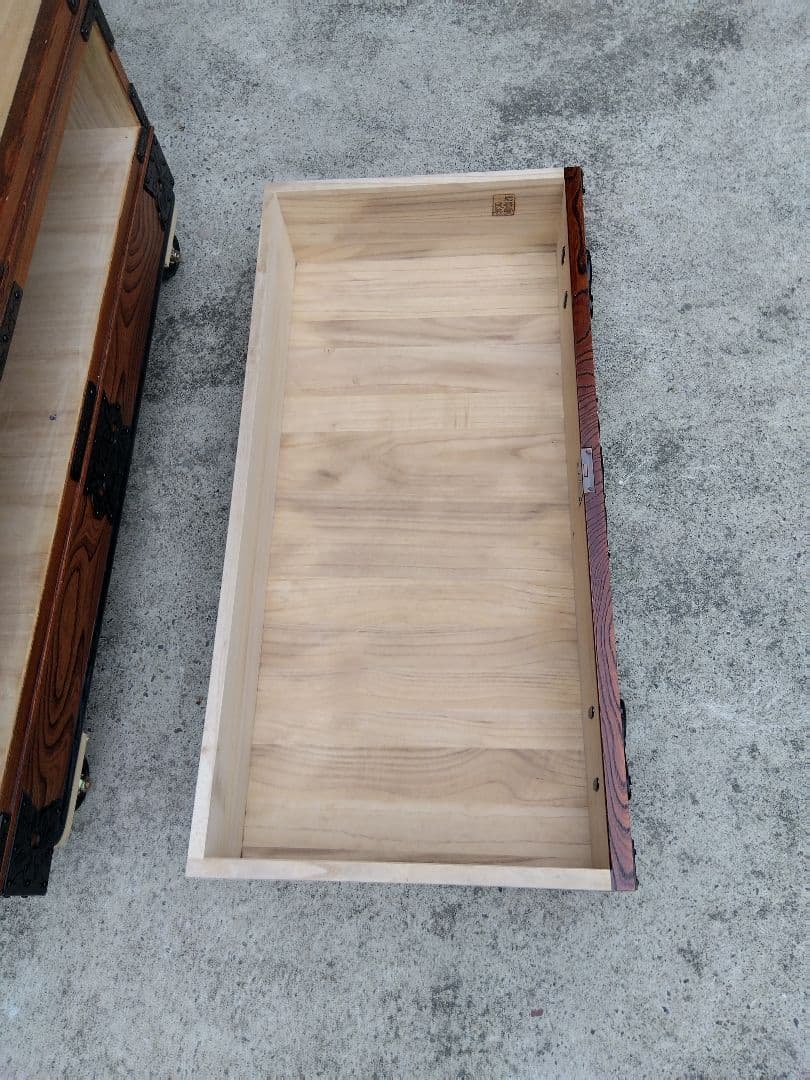 岩谷堂箪笥　洋服箪笥