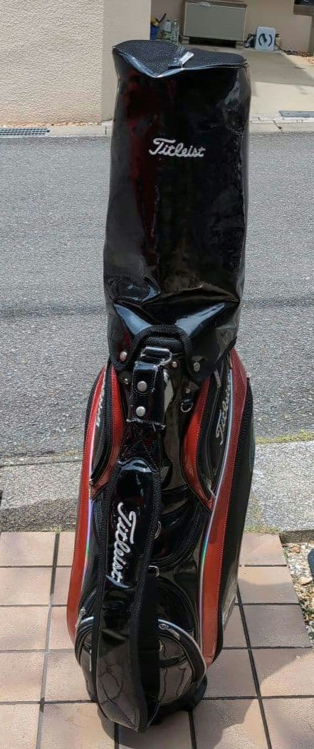 タイトリスト　キャディバッグ　エナメル