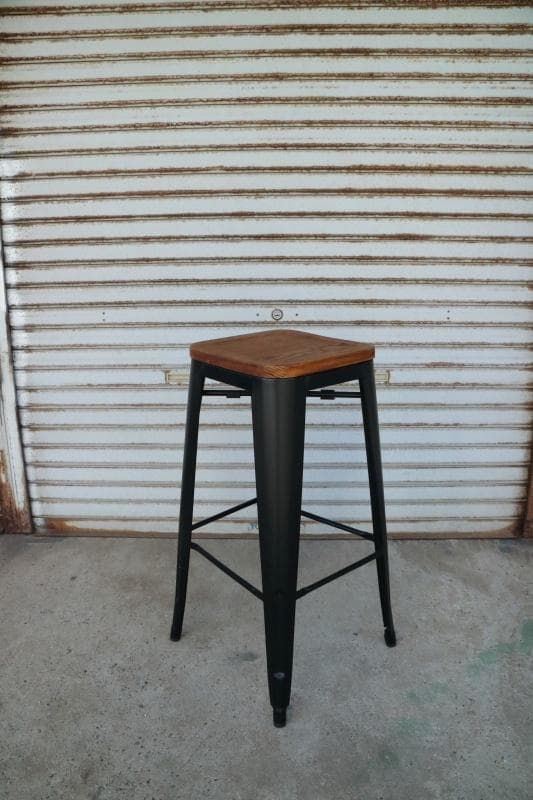 ☆送料無料☆ カウンターチェア / バーチェア / スタッキング / 金属製 B