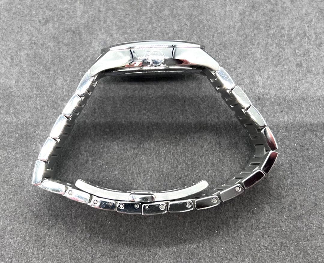 GUCCI グッチ GG2570 時計 YA142404 12P ダイヤ 稼働品