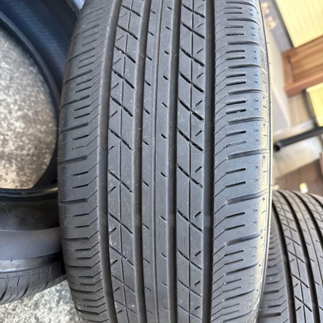 カズエさん　ブリヂストン ER33 205/60R16タイヤ2本セット①