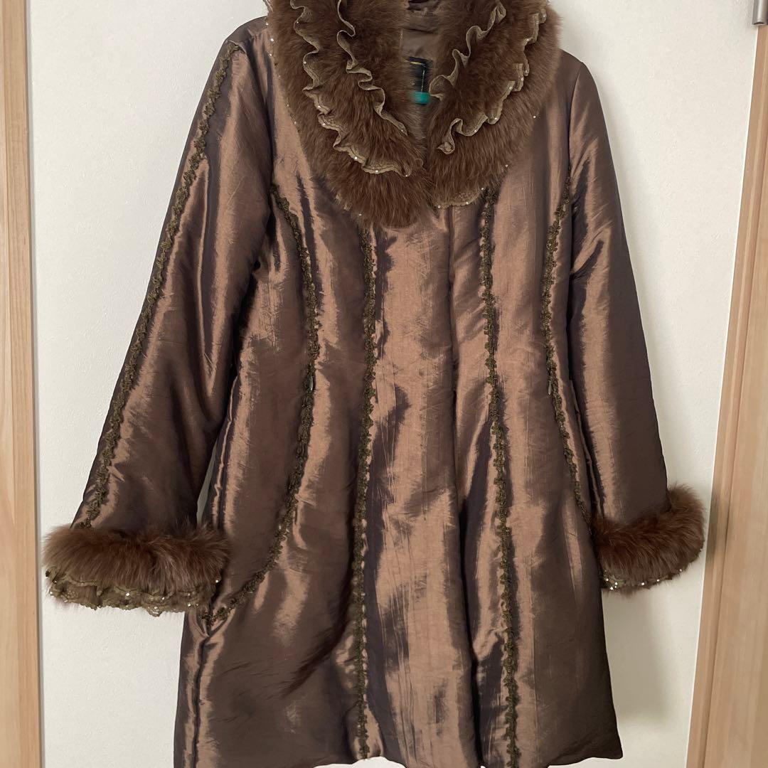 kazuchan　スーパービューティー　ブルーフォックスダウンコート