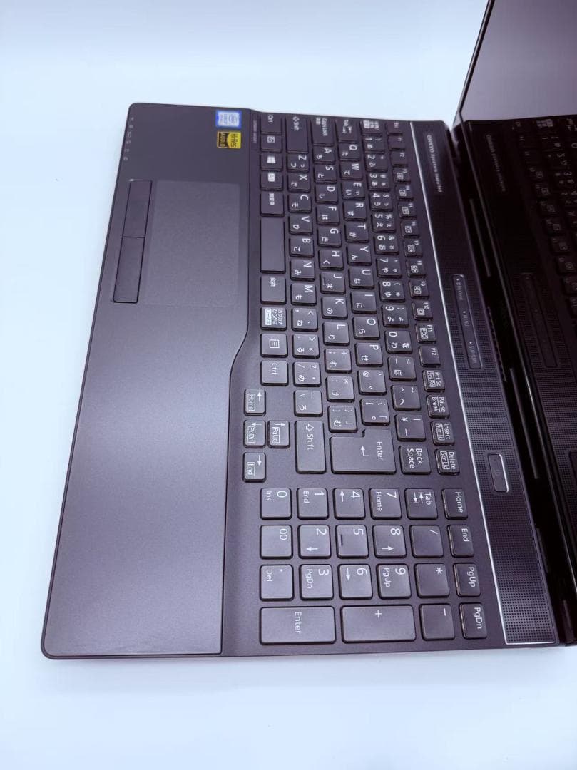 超美品 富士通 第8世代i7 16GB SSD+HDD Office付きb