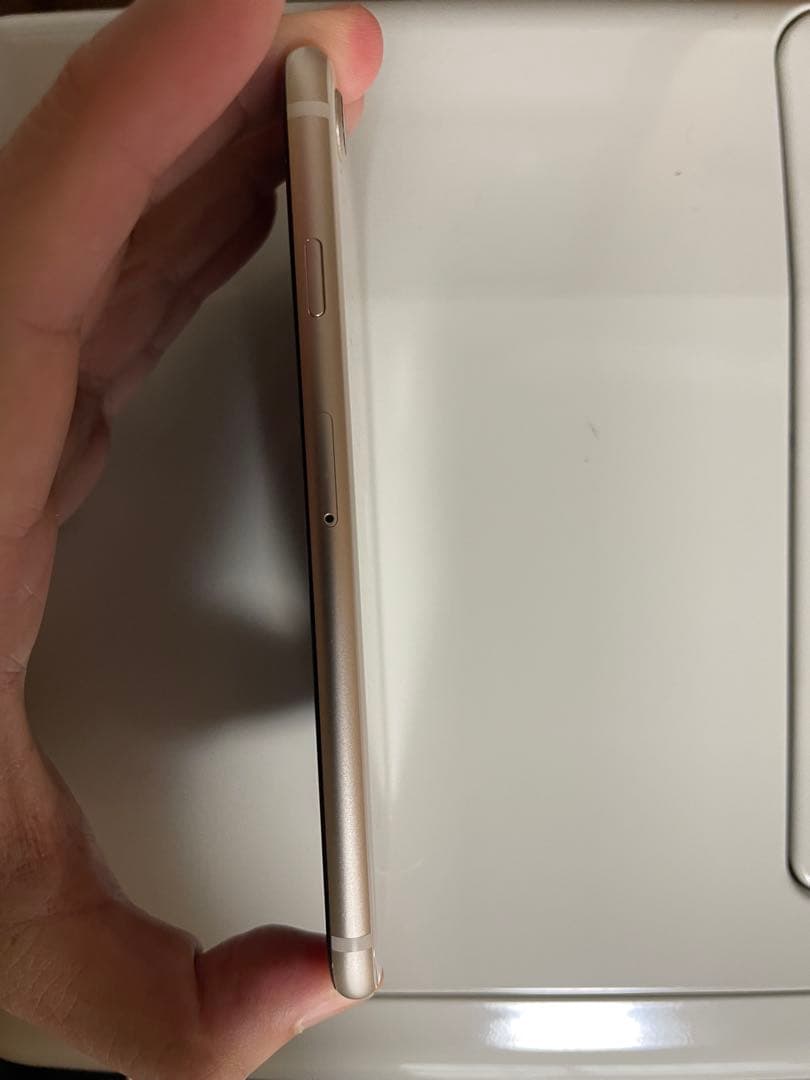 iPhone SE 3 スターライト 白色 64GB （ジャンク）初期設定済み