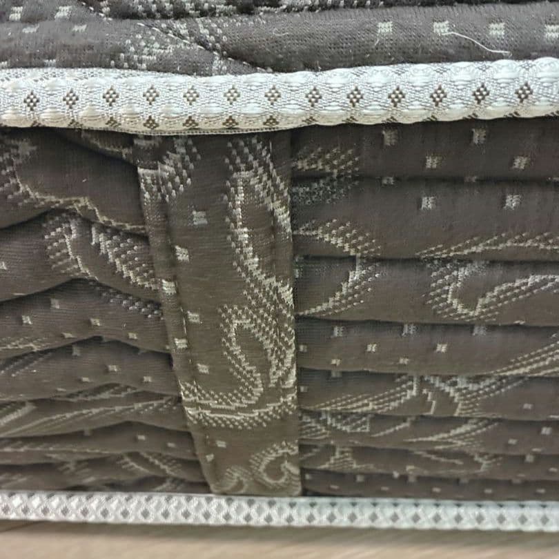 ◇シモンズ◇マットレス◇セミダブルサイズ◇