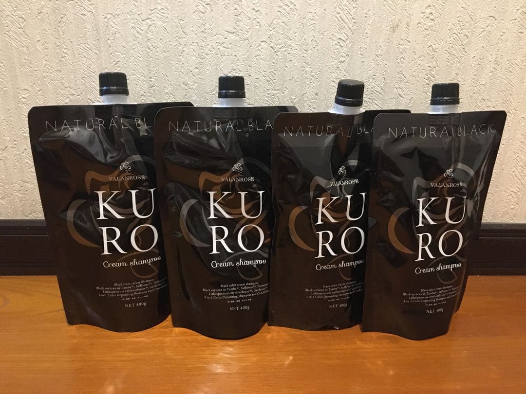 KURO クリームシャンプー 400g 4本　ナチュラルブラック