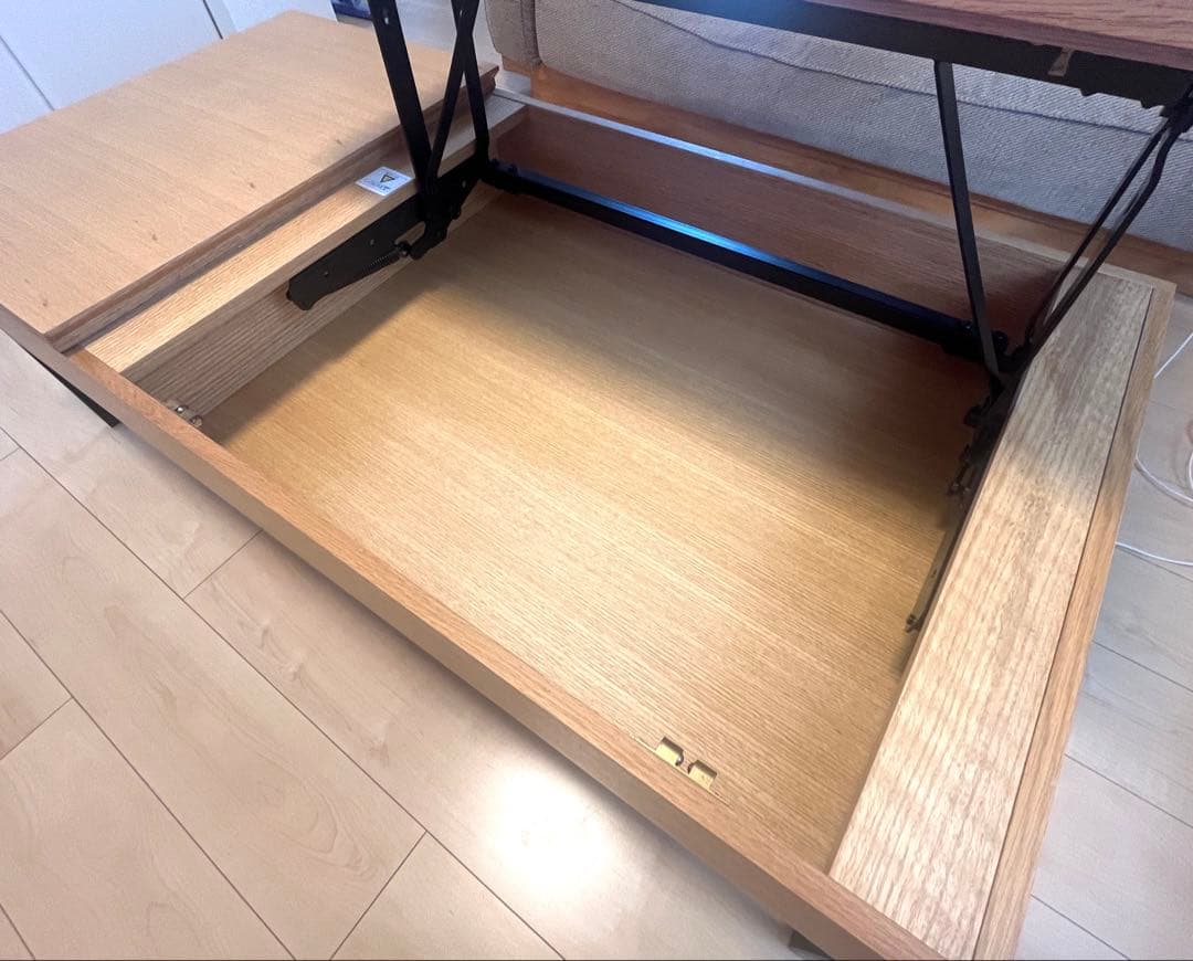 【送料込み】ニトリ　昇降　センターテーブル(Nヒバリ 120 LBR)