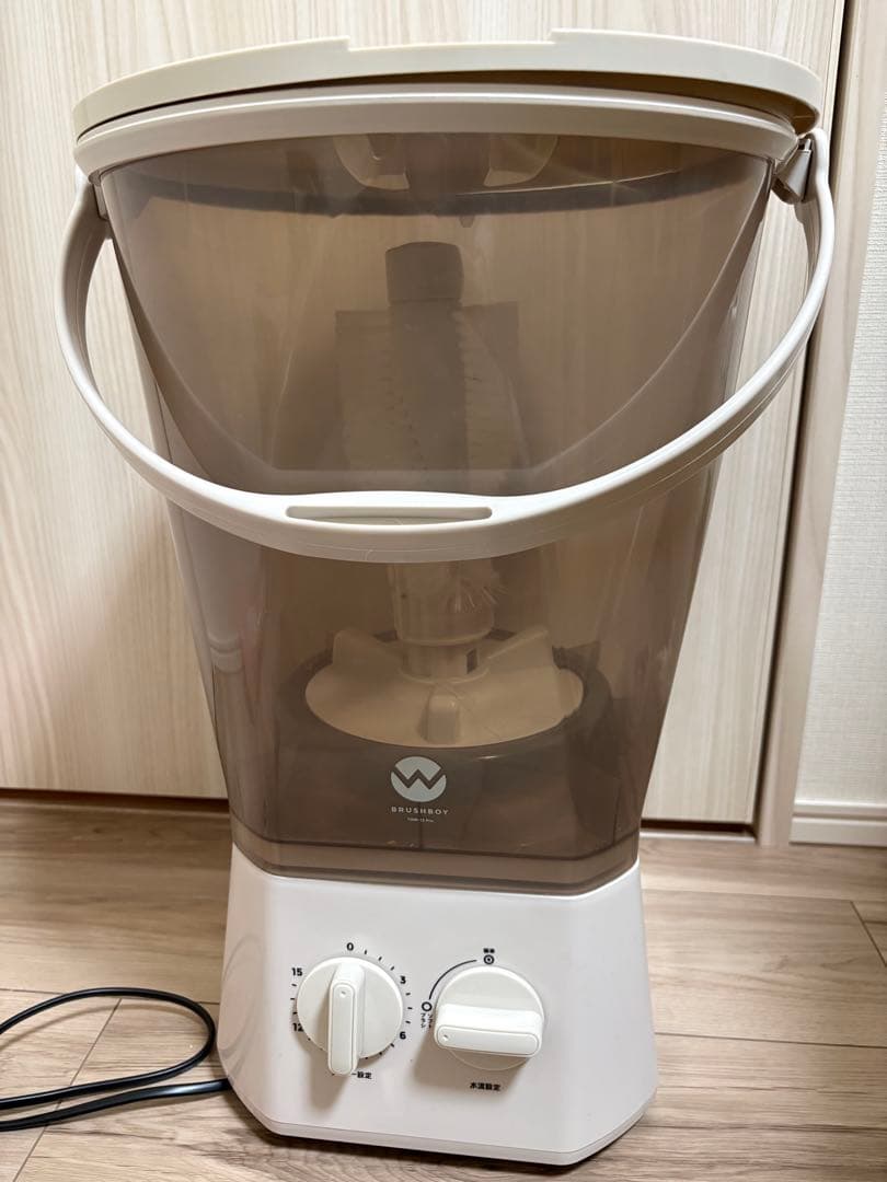 ブラッシュボーイ ハンディ洗濯機 2024年製