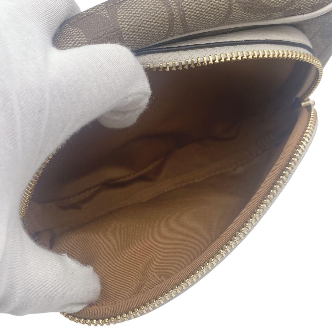 【未使用級】 COACH コーチ ボディバッグ ウエストバック シグネチャー