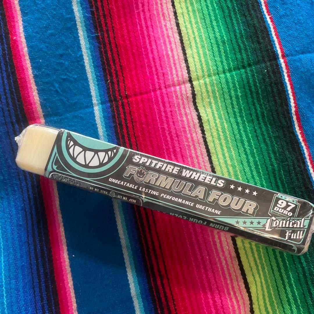 Spitfire フォーマル4コニカルフル58mm97a定価¥9,130