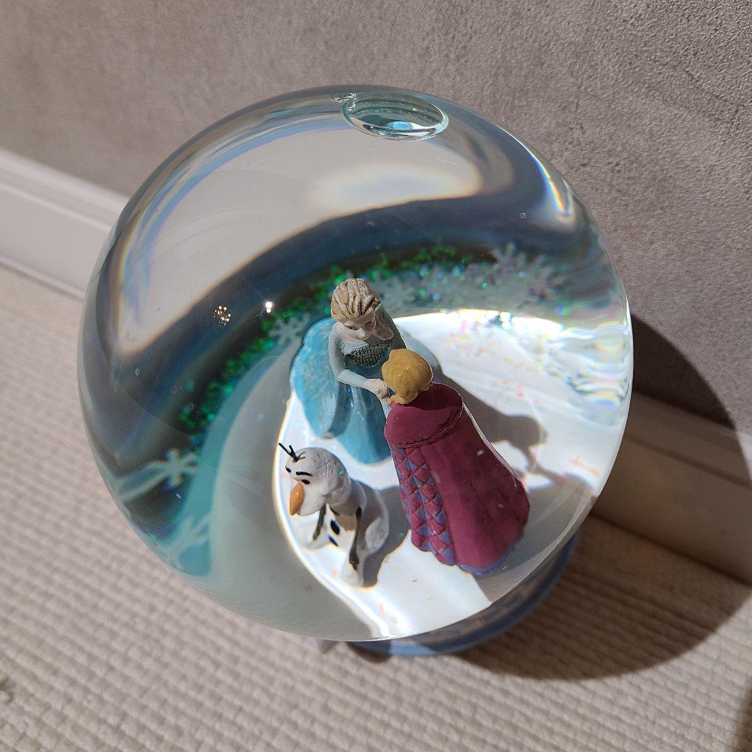 アナと雪の女王　ショーケース　エネスコ　ジムショア　スノードーム