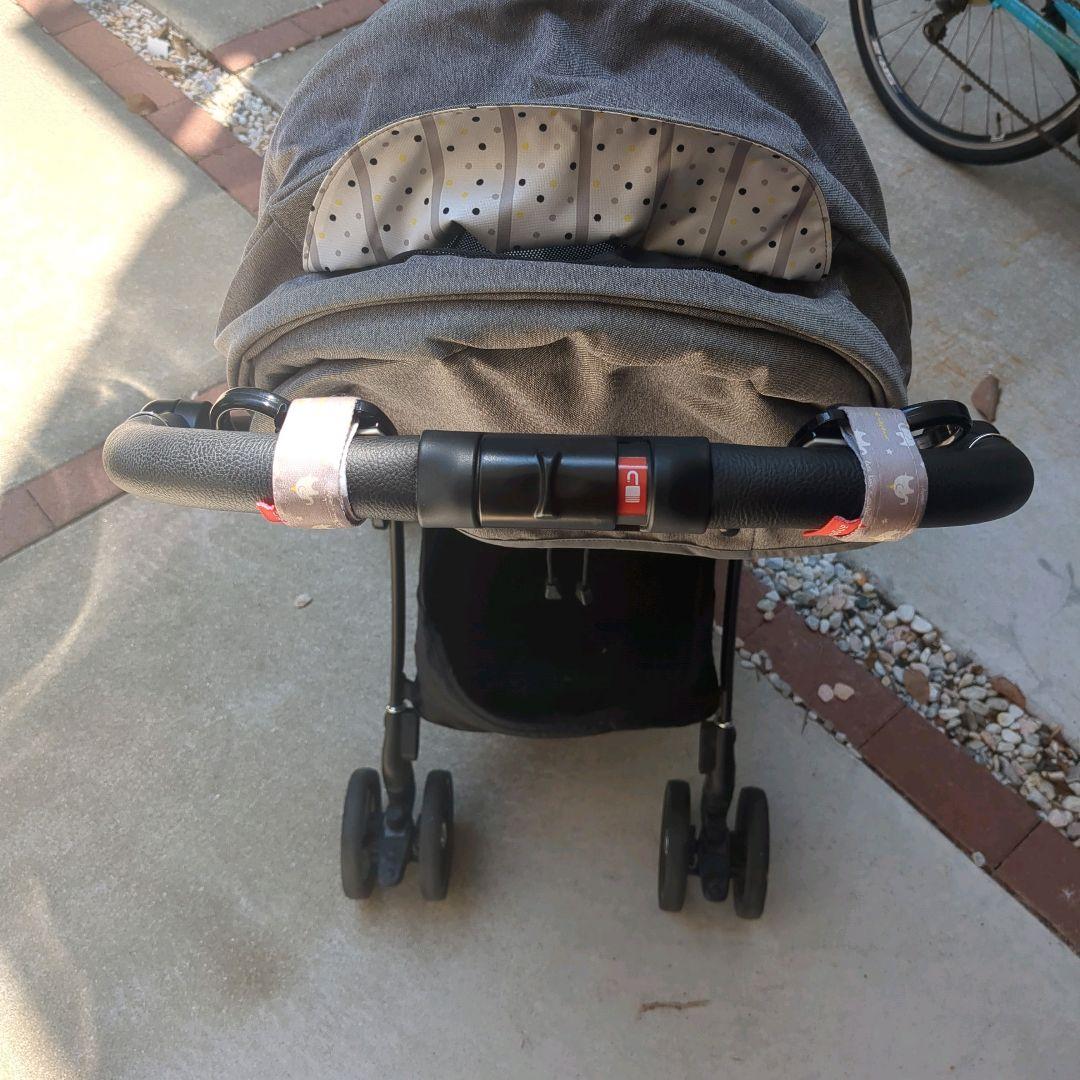 【美品】アップリカ ベビーカー ラクーナビッテクッション A型 両対面式