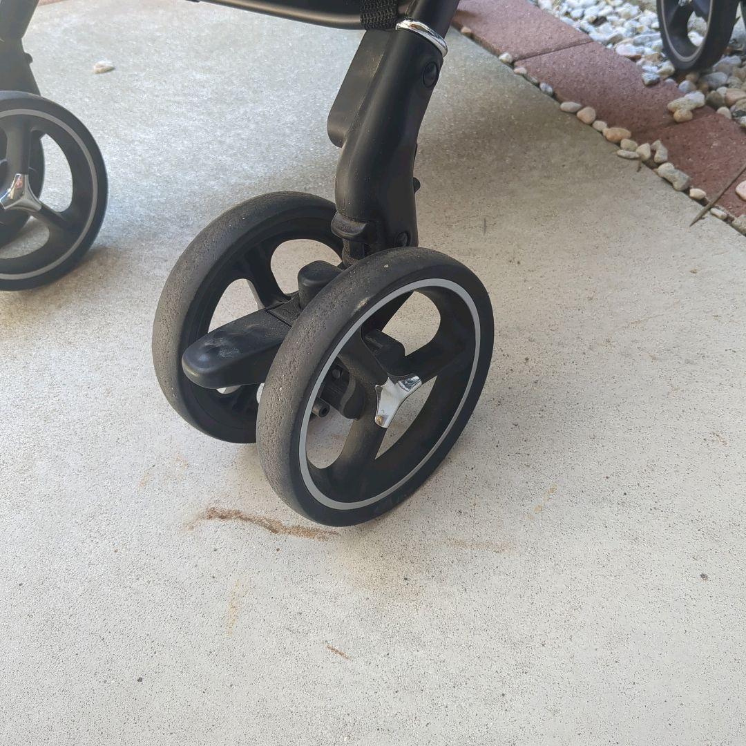 【美品】アップリカ ベビーカー ラクーナビッテクッション A型 両対面式