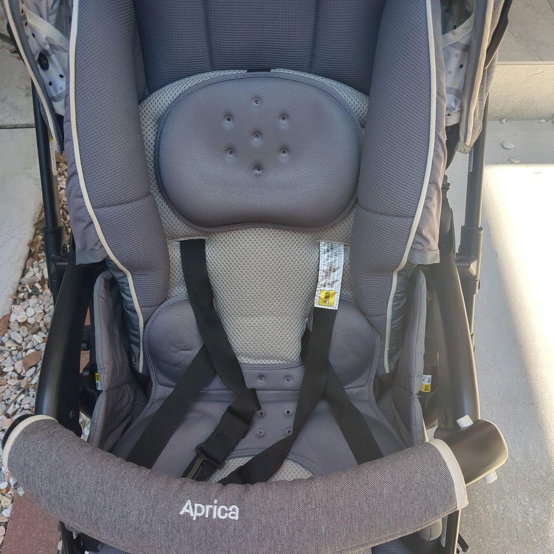 【美品】アップリカ ベビーカー ラクーナビッテクッション A型 両対面式