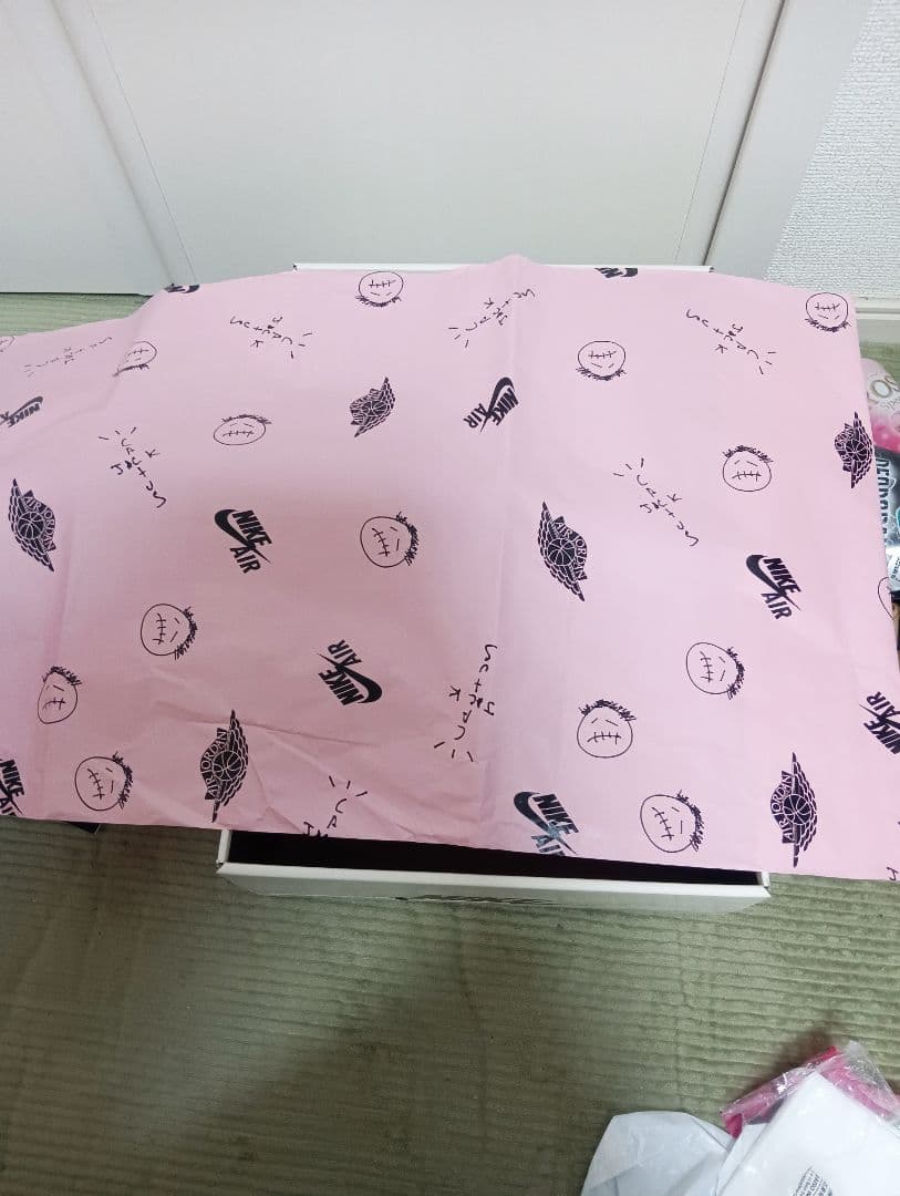 トラヴィススコット　ベルベットブラウン