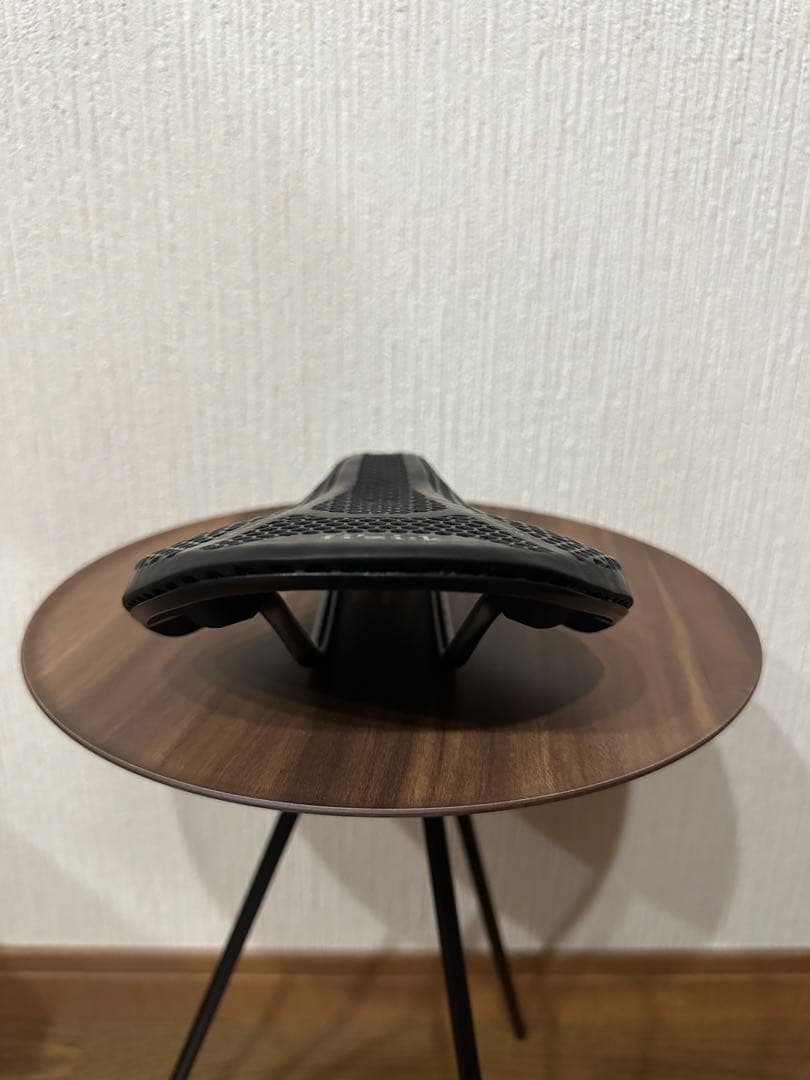 パーツ Fi'zi:k VENTO ANTARES R3 ADAPTIVE 140mm