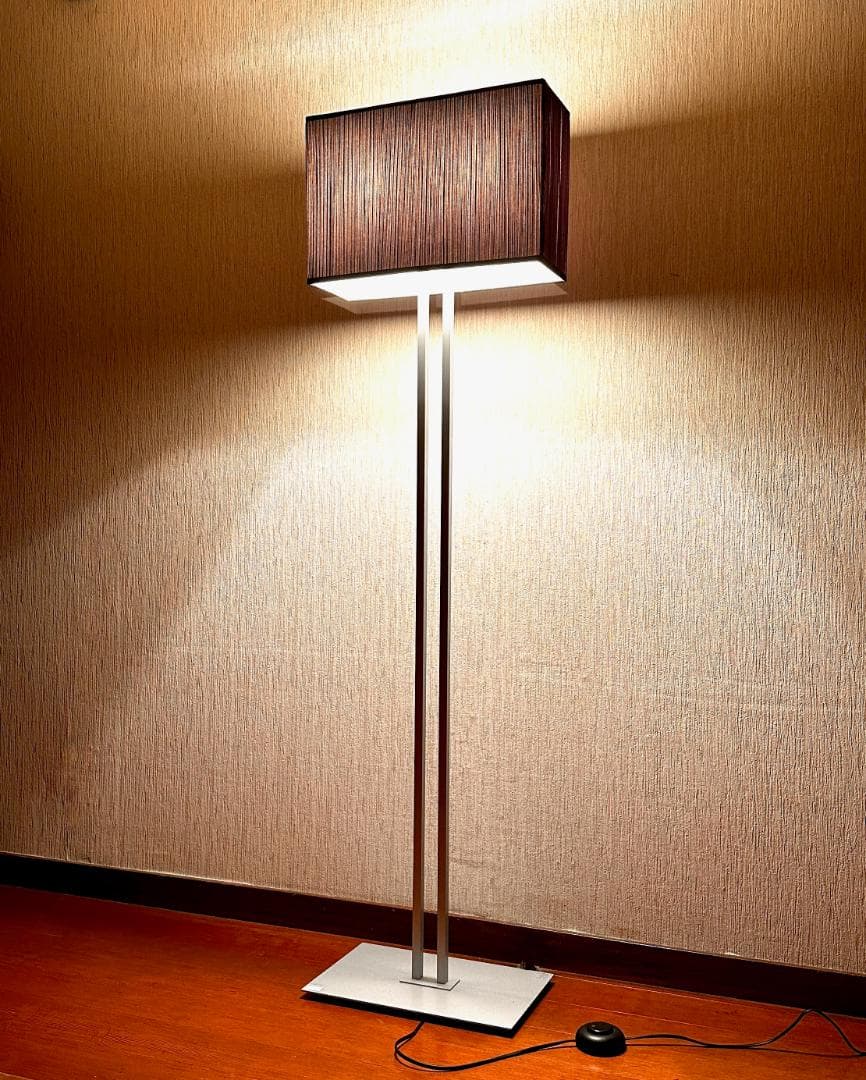 Kenshuns　ヤマギワ　BAUMN　フロアランプ　高さ160cm