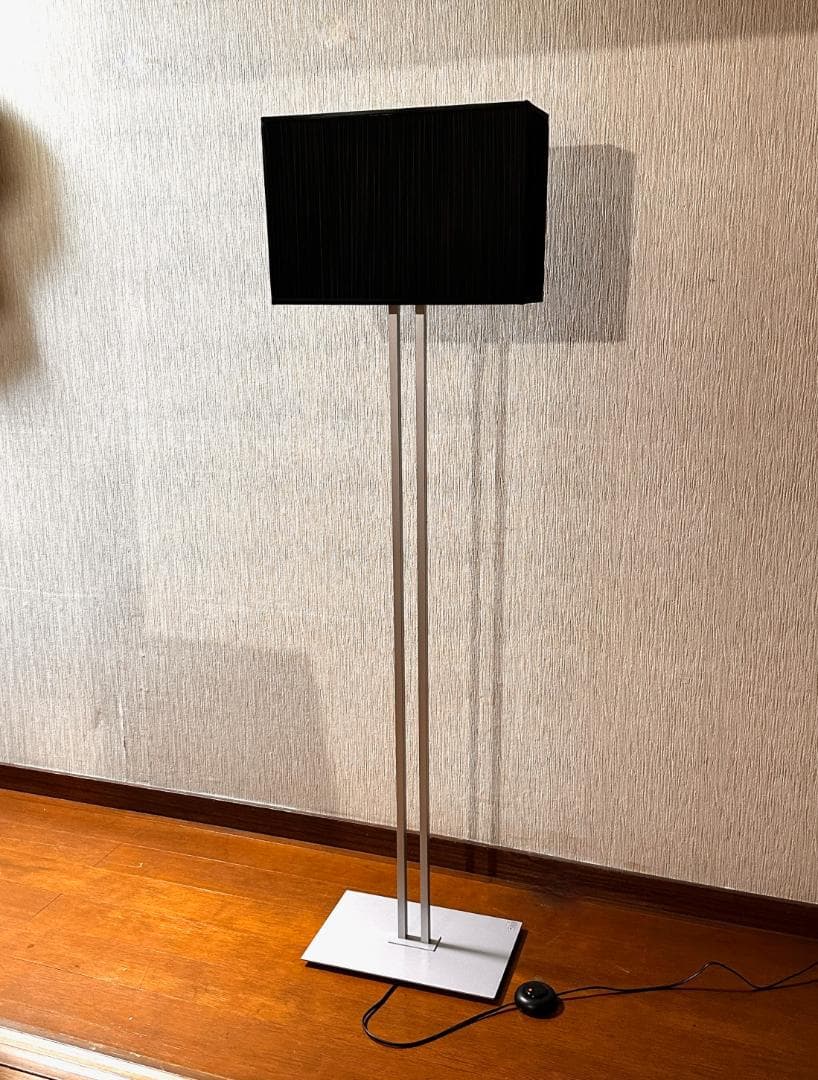 Kenshuns　ヤマギワ　BAUMN　フロアランプ　高さ160cm