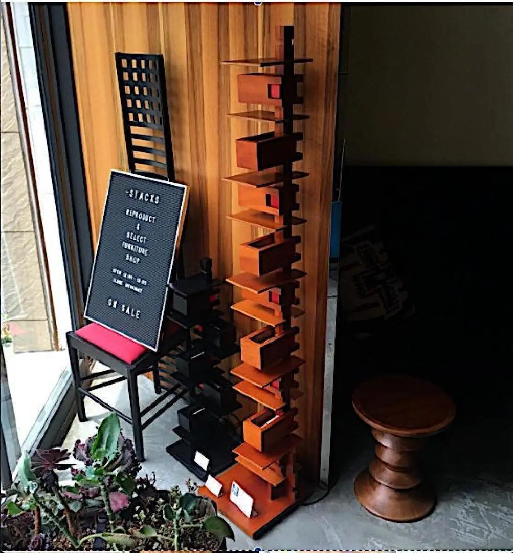 タリアセン 2 Hi フロアライト チェリーブラウン フランクロイドライト