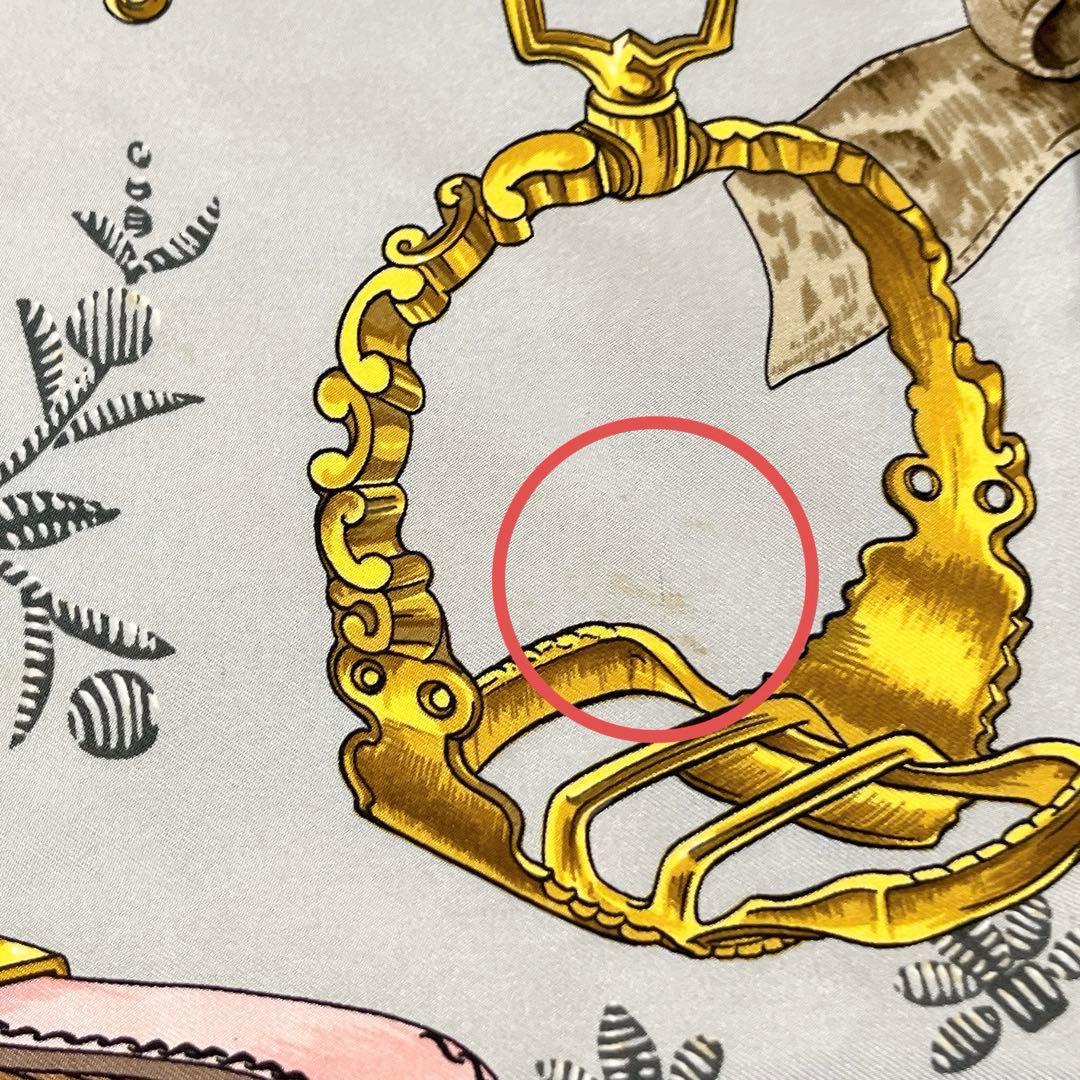 HERMÈS カレ90 鎧柄　馬具柄　絹ETRIERS 大判スカーフ　エルメス