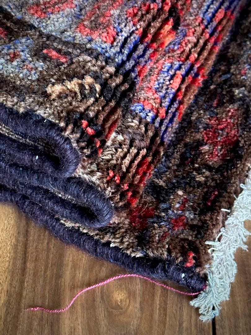 トライバルラグ　ヴィンテージラグ　シラーズ産　ペルシャ絨毯　プリミティブアート