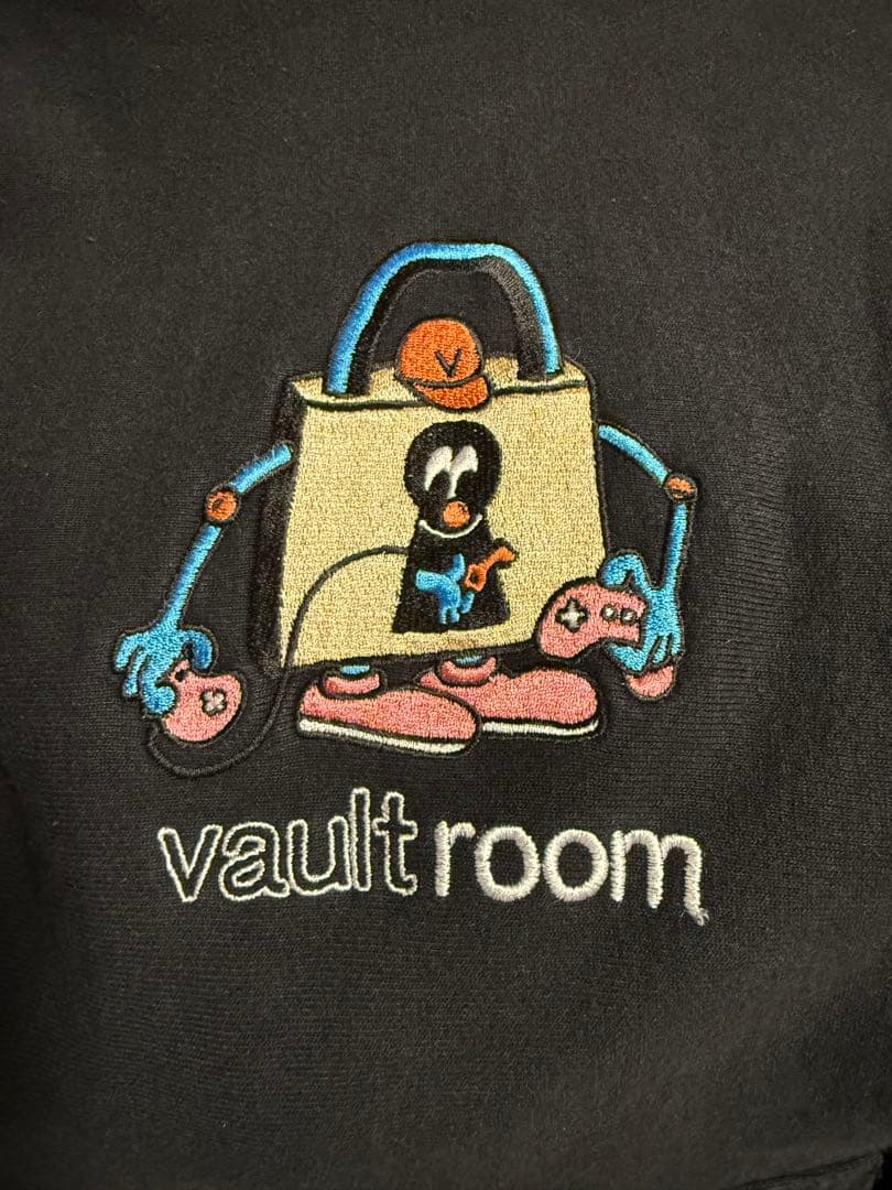 vaultroom パーカー