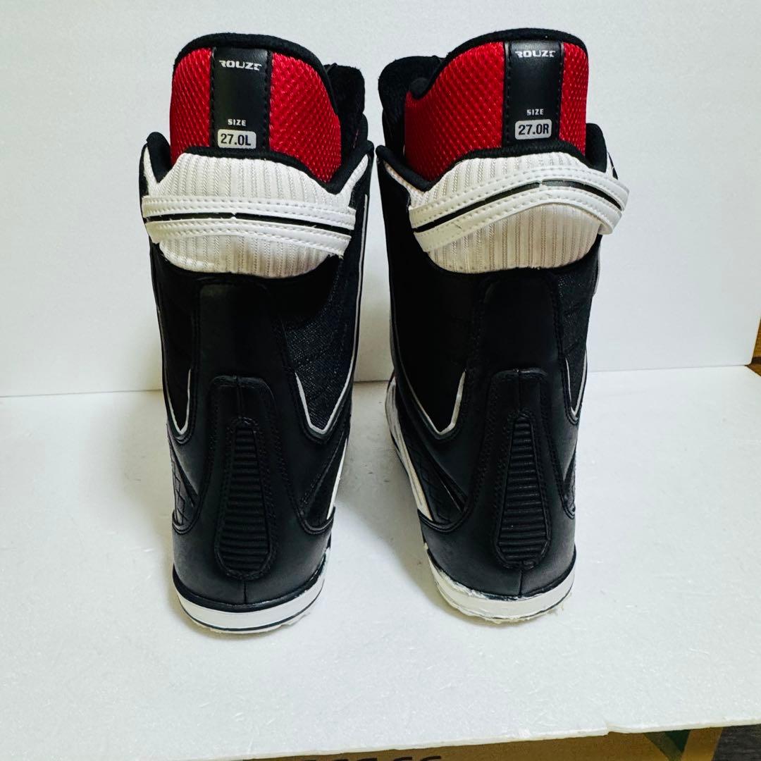 27cm スノーボードブーツ 黒/赤/白初心者BoAダイヤル式簡単27センチ