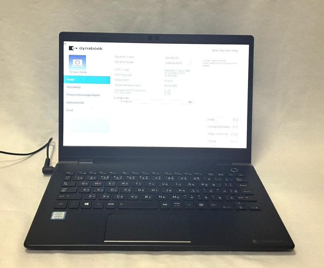 o*n様 外見美品 OS ストレージなし 薄型 13型 dynabook G83