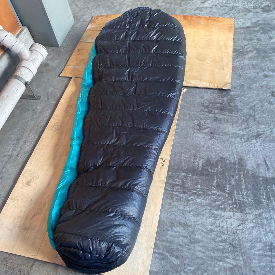 ウエスタンマウンテニアリング　寝袋