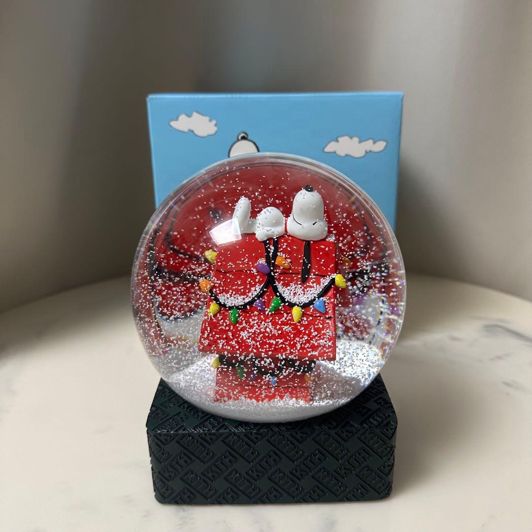 SNOOPY × KITH コラボ　スノードーム