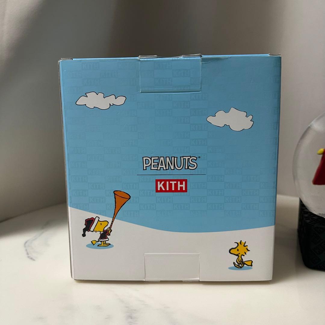 SNOOPY × KITH コラボ　スノードーム