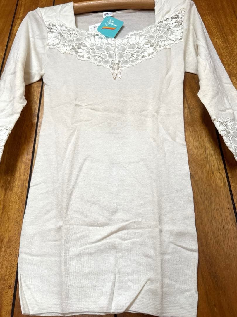 ⭐️専用⭐️MEDIMAレース付 8分袖スリーマLサイズ シルク／アンゴラ 肌着