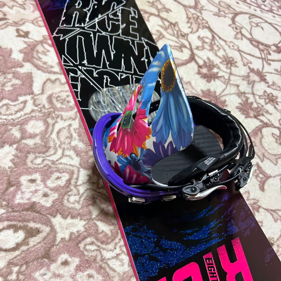 美品 RICE28 142cm グラトリ バイン付スノーボードセット レディース