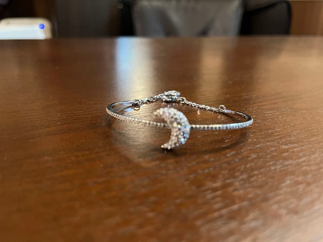 希少　最終値下げ　スワロフスキー　ブレスレット