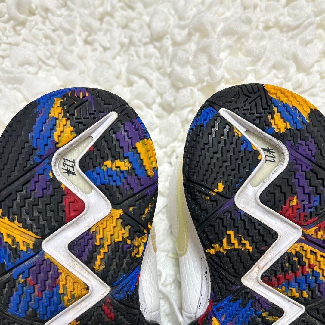 NIKE☆カイリー4