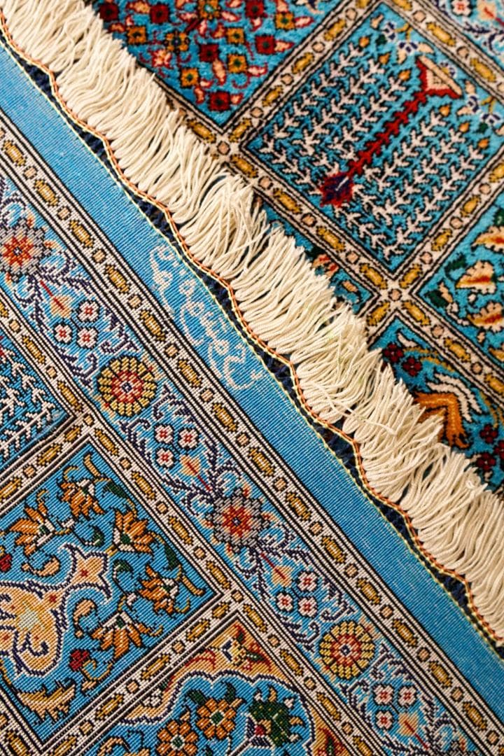 89×56cm　ペルシャ絨毯 クム産 モスサビ房 シルク