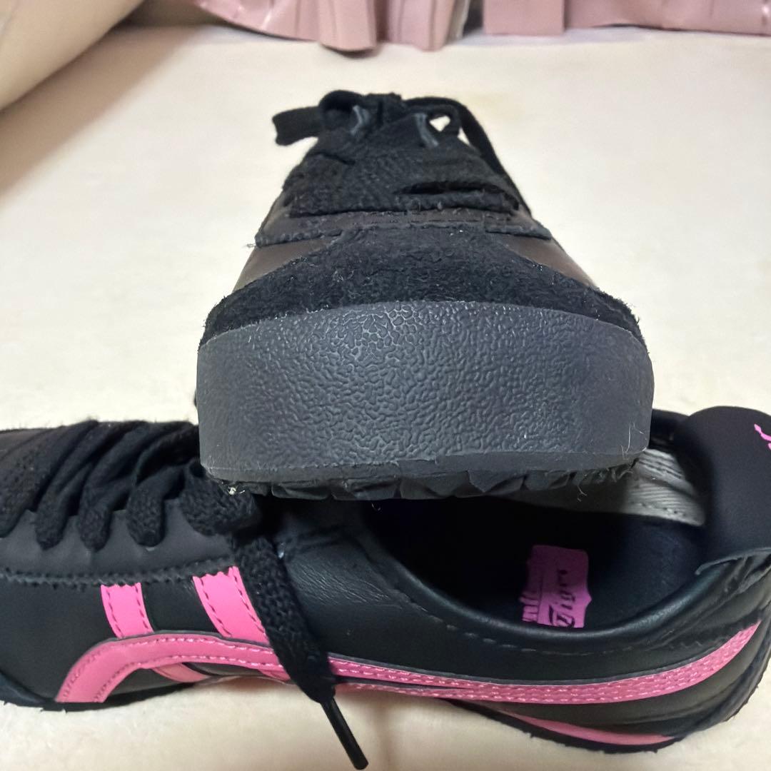 23cm 新品　オニツカタイガー　 ブラック ピンク スニーカー　メキシコ
