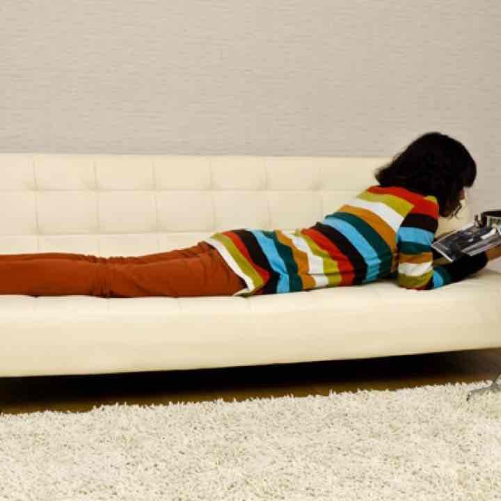 超人気大特価‼️ OPERA　コンパクトソファベッド　BK/BR/IV