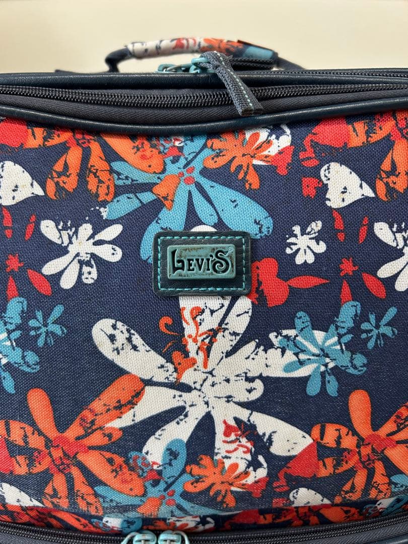 【希少】Levi's スーツケース