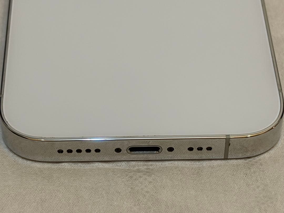 iPhone 14 Pro シルバー 256GB